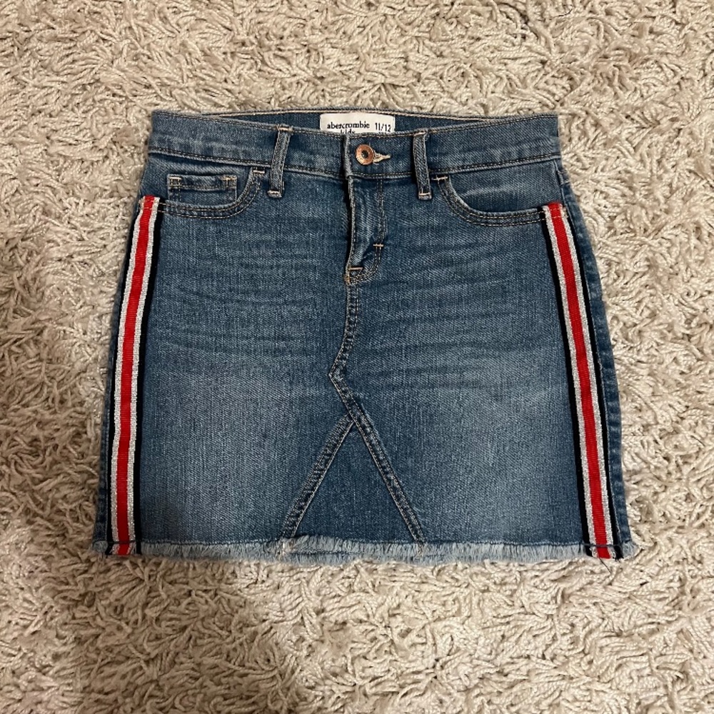 Abercrombie & Fitch Kids Medium Wash Jean Skirt